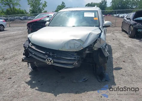 2014 Volkswagen Tiguan Sel из США, поврежденный, VIN WVGBV3AX5EW549152